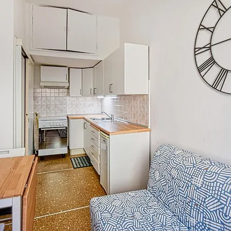 Awesome In With Kitchen